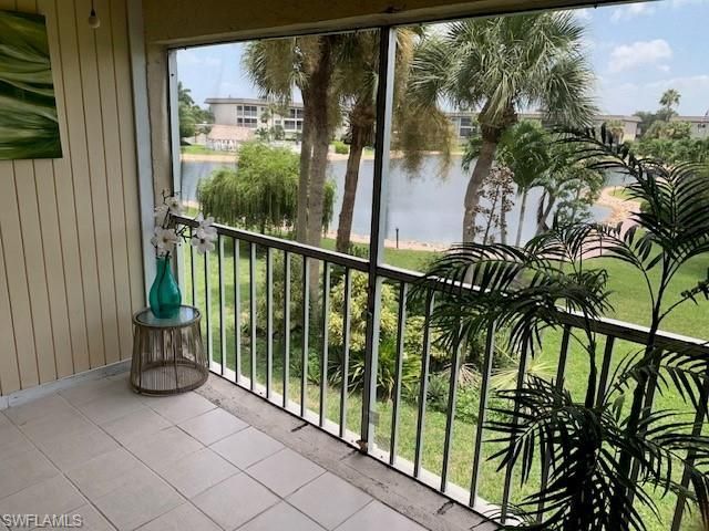 1004 Manatee Rd, Unit H204, Naples, FL 34114 Photo