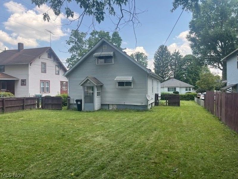 91 N 22nd Street, Newark, OH 43055 Photo 2