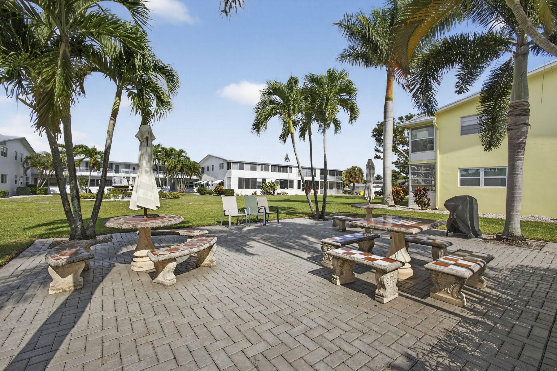 100 Sheffield E, West Palm Beach, FL 33417 Photo