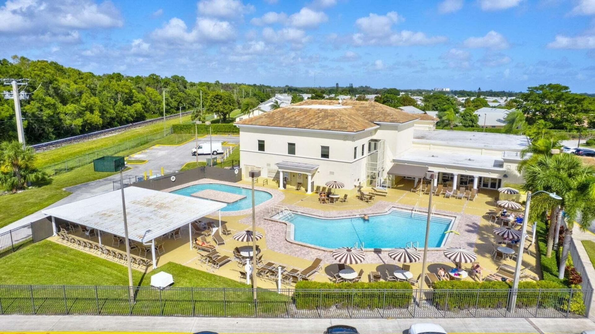 100 Sheffield E, West Palm Beach, FL 33417 Photo