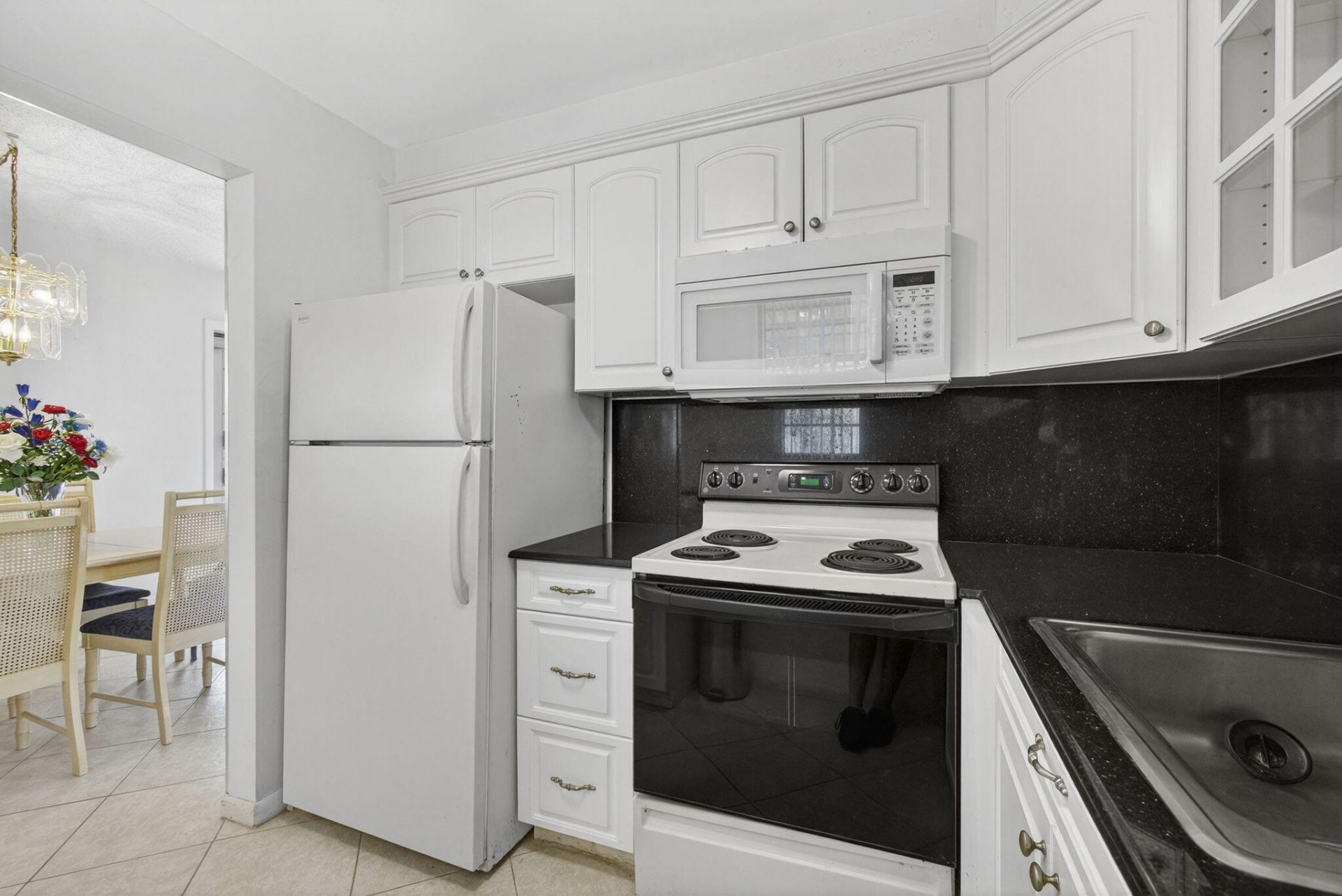 100 Sheffield E, West Palm Beach, FL 33417 Photo