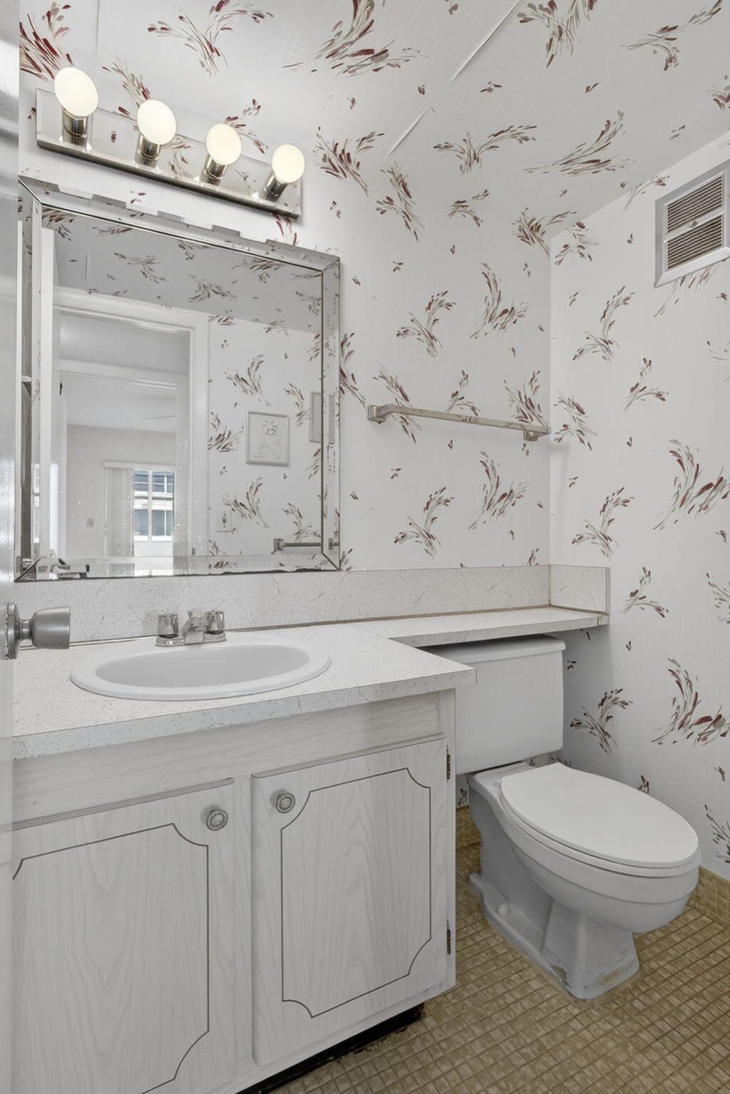 100 Sheffield E, West Palm Beach, FL 33417 Photo