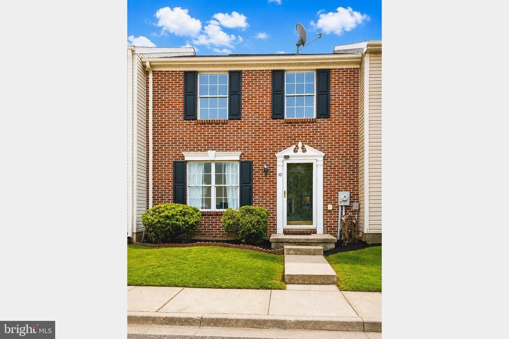 10 HICKORY LANE , ELKTON, MD 21921