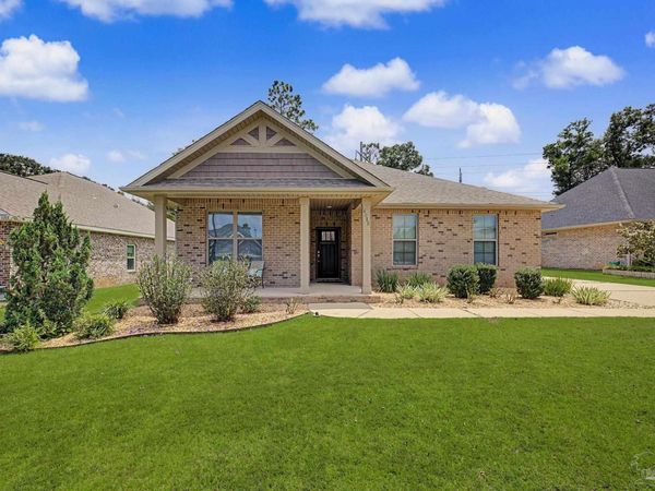 6010 Twenty One Oaks Dr, Pensacola, FL 32526