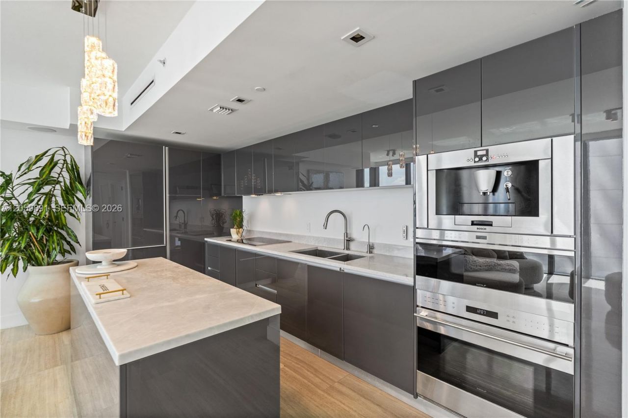 1451 Brickell Ave , Unit 1103, Miami, FL 33131 Photo