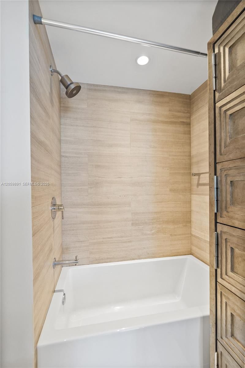 1451 Brickell Ave , Unit 1103, Miami, FL 33131 Photo