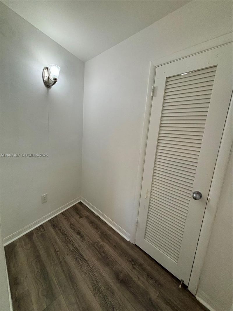 7470 Miami Lakes Dr, Unit B208, Miami Lakes, FL 33014 Photo