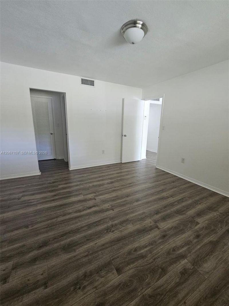 7470 Miami Lakes Dr, Unit B208, Miami Lakes, FL 33014 Photo