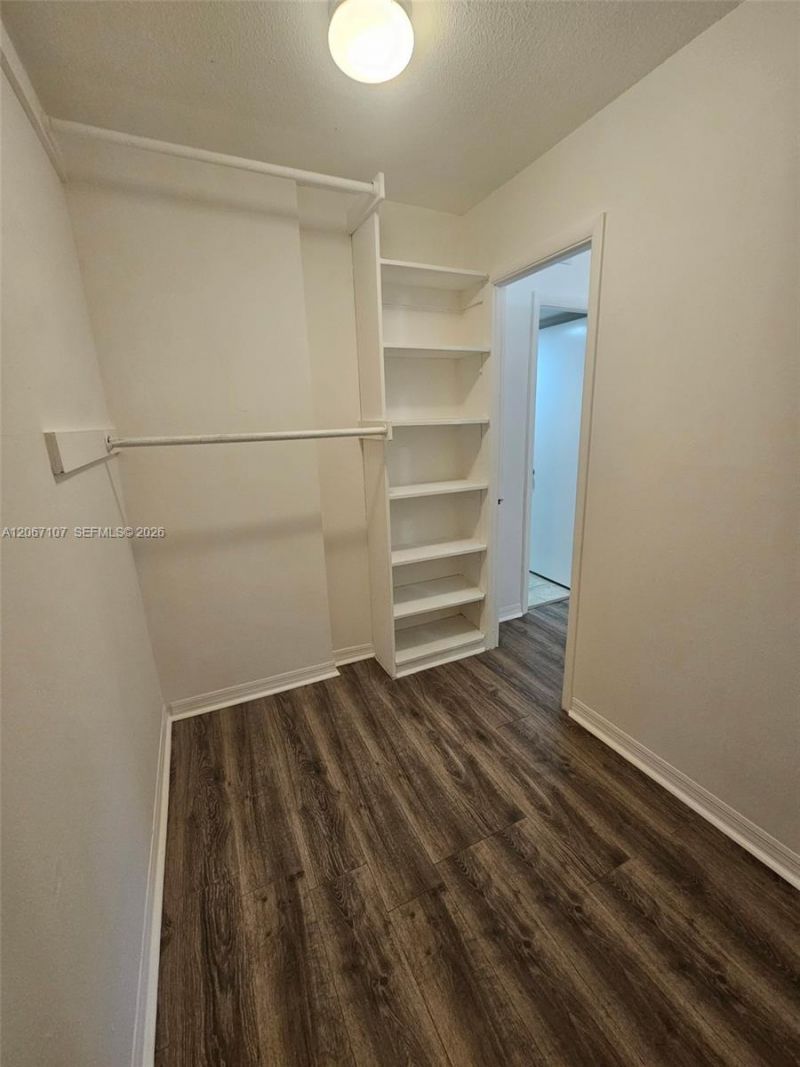 7470 Miami Lakes Dr, Unit B208, Miami Lakes, FL 33014 Photo