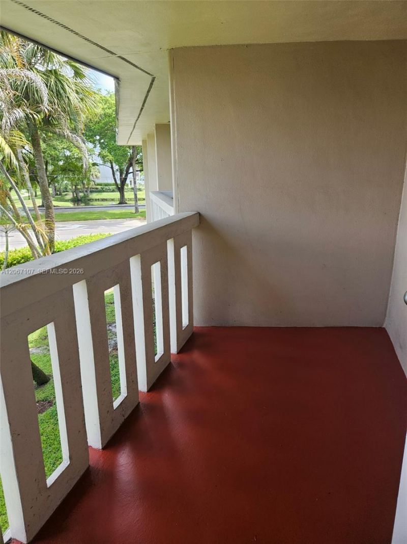 7470 Miami Lakes Dr, Unit B208, Miami Lakes, FL 33014 Photo