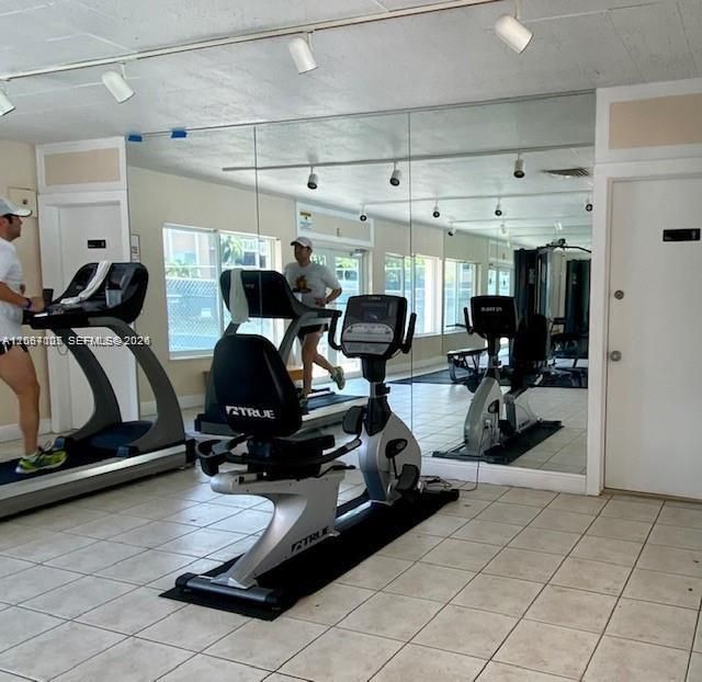 7470 Miami Lakes Dr, Unit B208, Miami Lakes, FL 33014 Photo