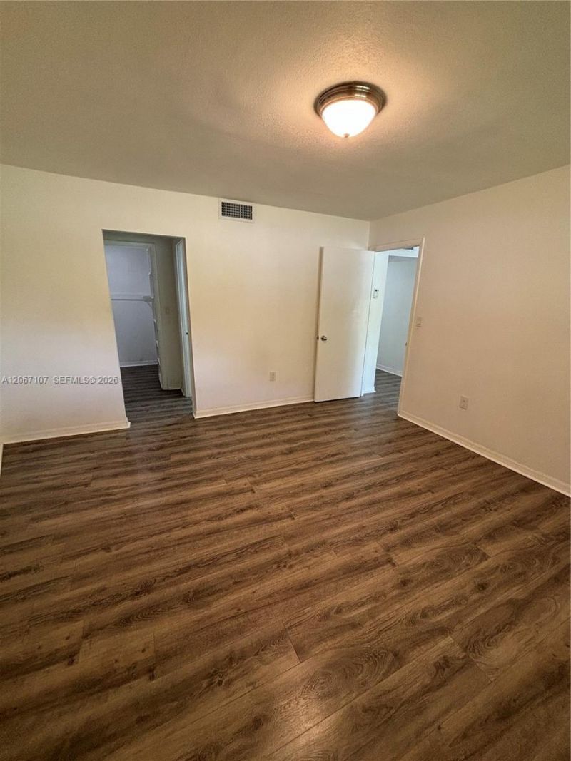 7470 Miami Lakes Dr, Unit B208, Miami Lakes, FL 33014 Photo