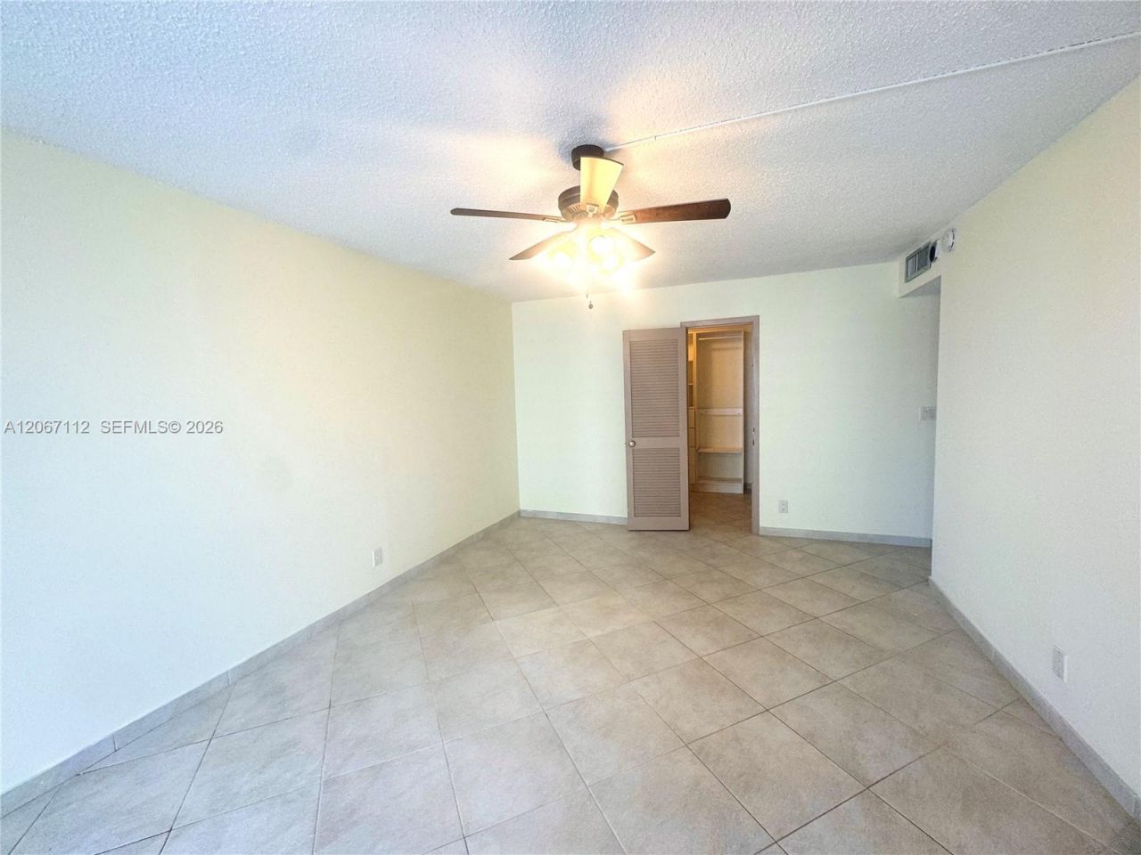 2049 S Ocean Dr, Unit 806, Hallandale Beach, FL 33009 Photo