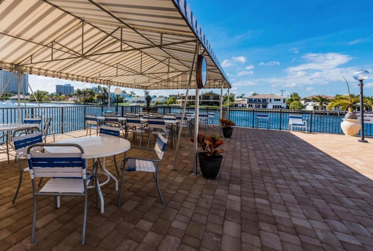 2049 S Ocean Dr, Unit 806, Hallandale Beach, FL 33009 Photo