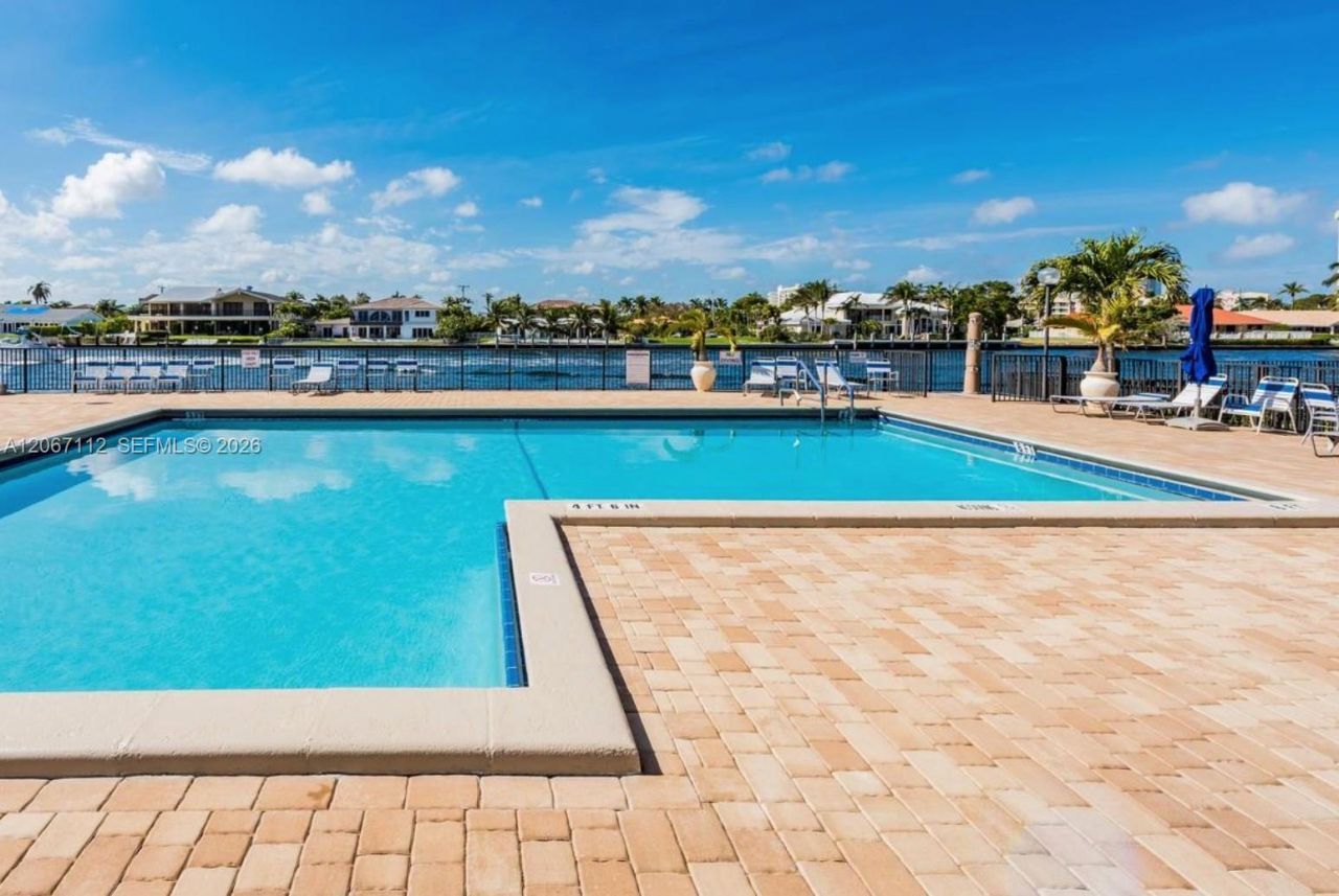 2049 S Ocean Dr, Unit 806, Hallandale Beach, FL 33009 Photo