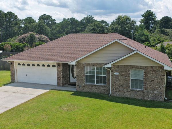 5569 Tilubo Lane, Pace, FL 32571