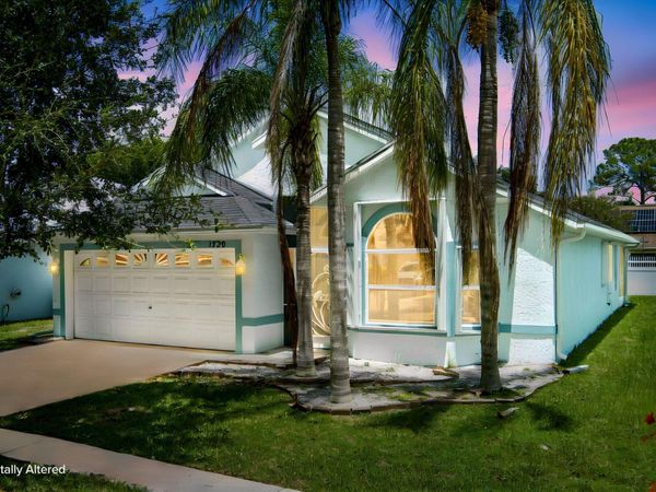 1720 Pondberry Lane, Port St. Lucie, FL 34952