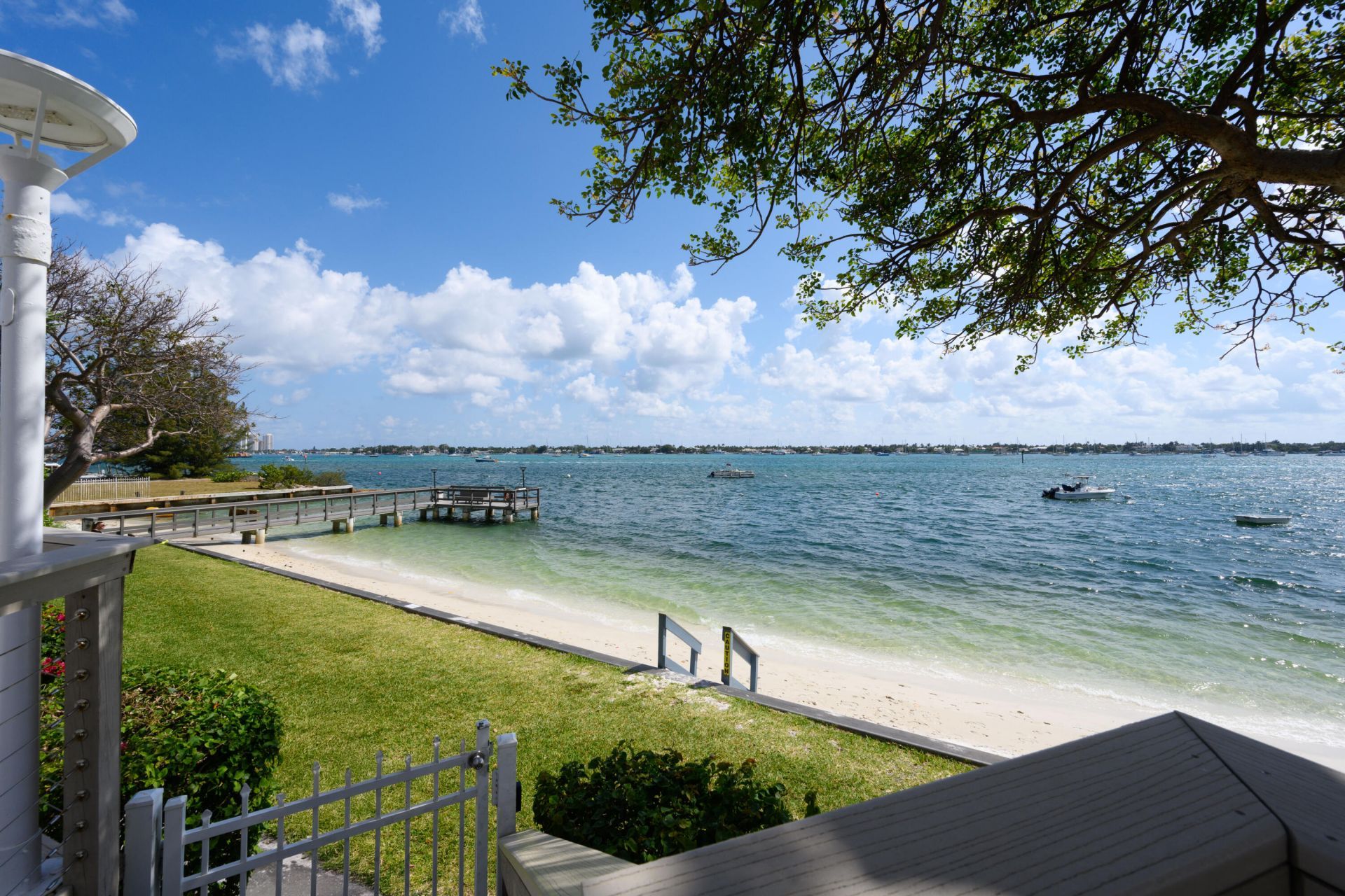 5600 N Flagler Drive, Unit 1105, West Palm Beach, FL 33407 Photo