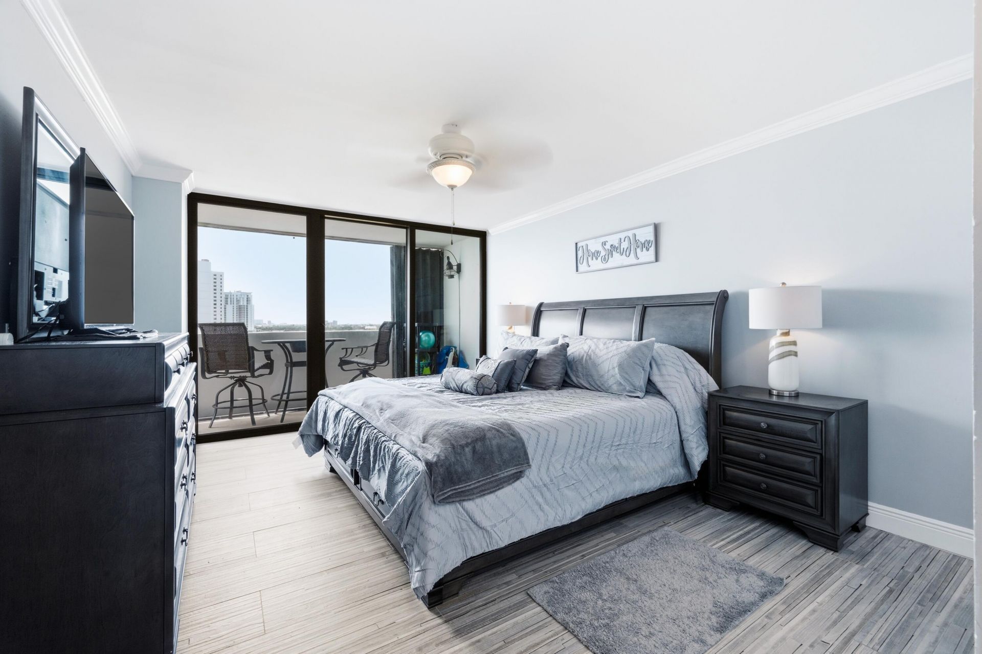 5600 N Flagler Drive, Unit 1105, West Palm Beach, FL 33407 Photo