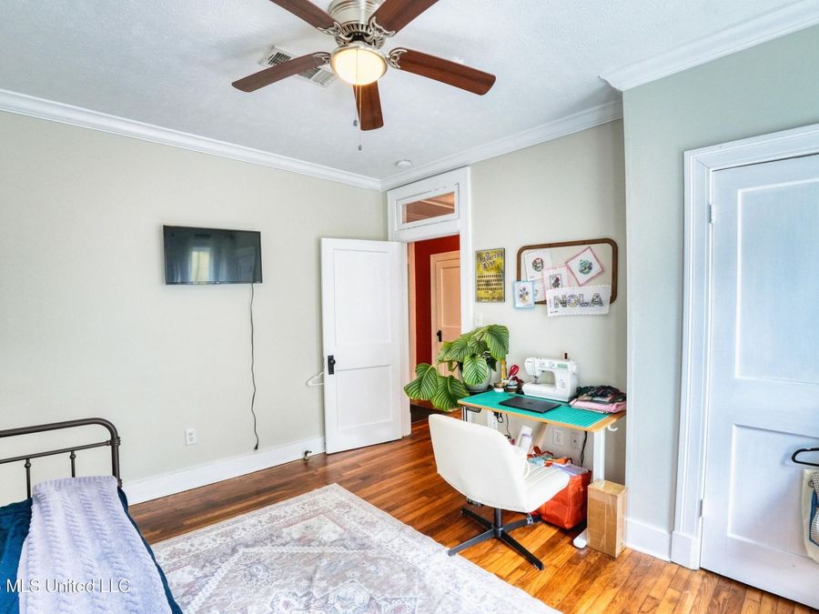 Property Image 33