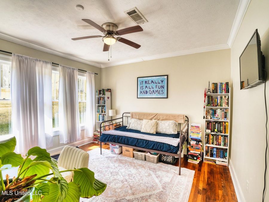 Property Image 36