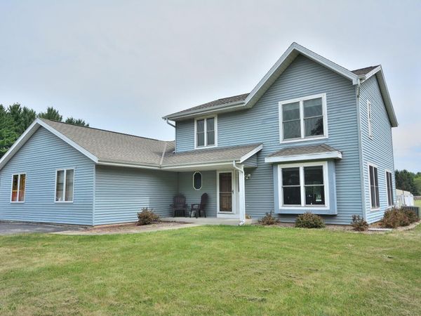 S108W37645 Draper Rd, Eagle, WI 53119