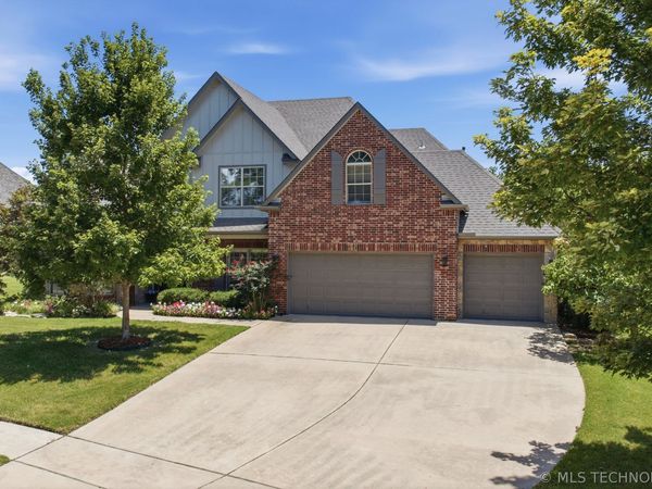 7709 E El Paso Street, Broken Arrow, OK 74014