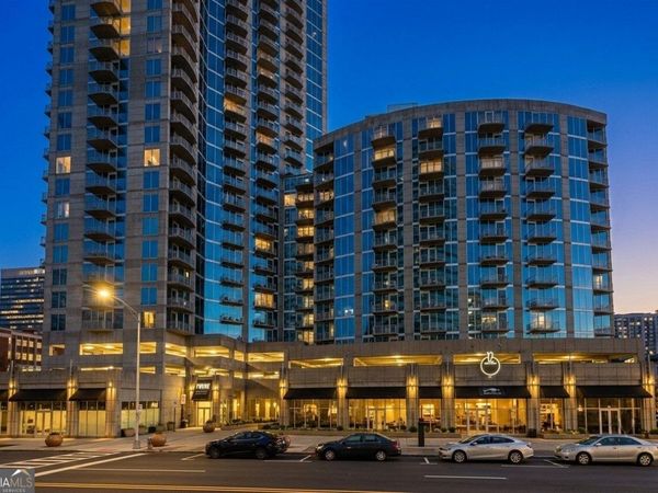 400 W Peachtree Street NW, Unit 2006, Atlanta, GA 30308