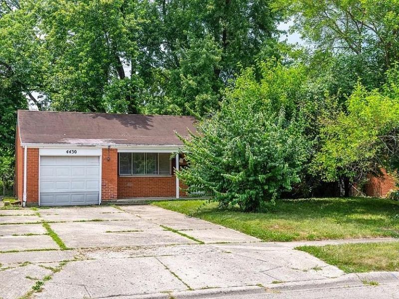 4430 Blueberry Avenue, Dayton, OH 45406 Photo 1