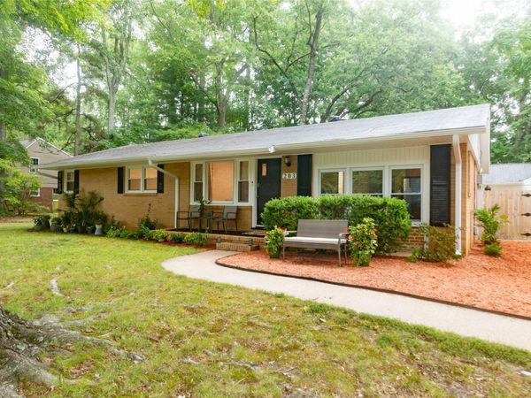 203 York Lane, Yorktown, VA 23692