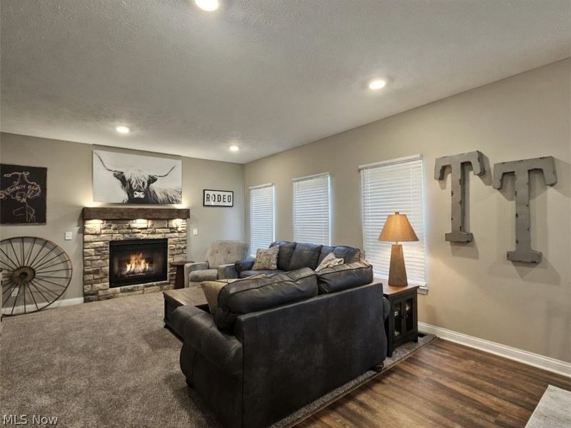35965 Lake Shore Boulevard, Eastlake, OH 44095 Photo 10