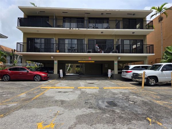 4271 NW 11th St , Unit 4, Miami, FL 33126