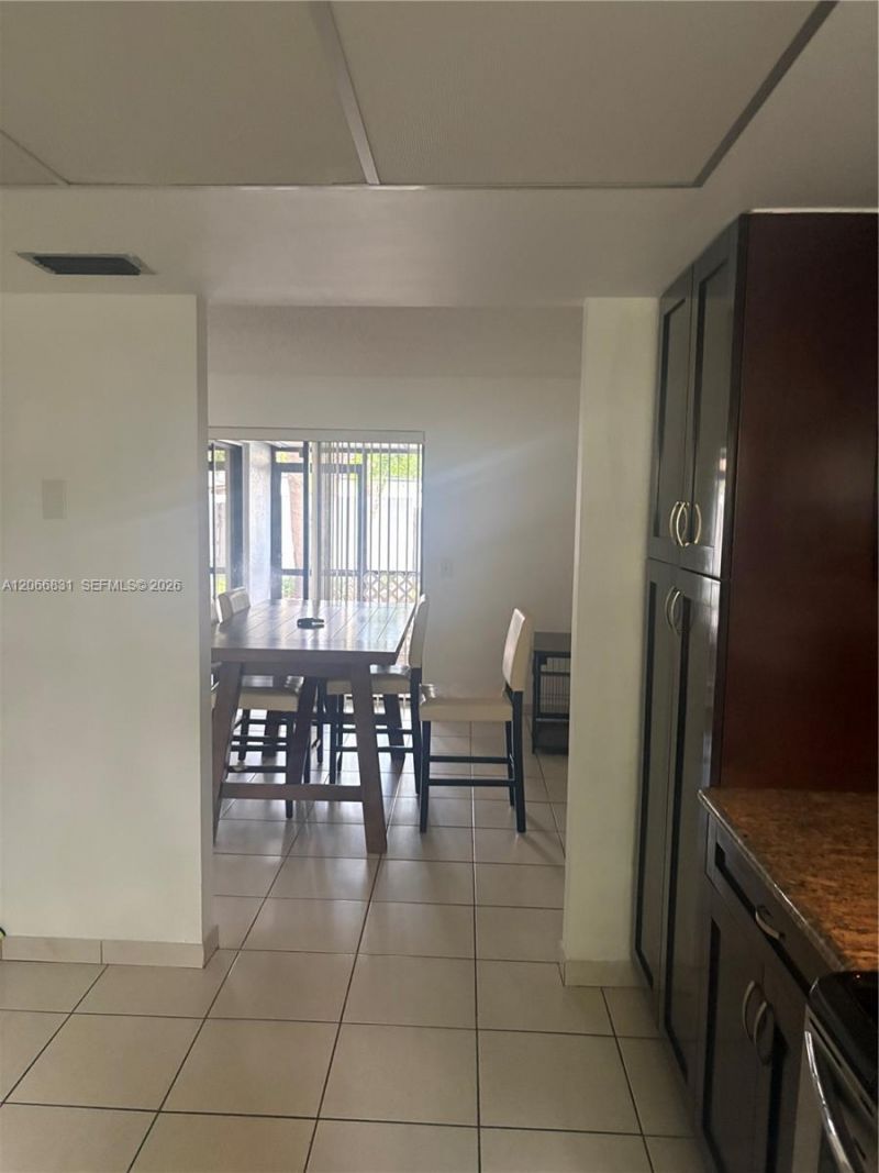 17919 NW 66th Ct , Hialeah, FL 33015 Photo