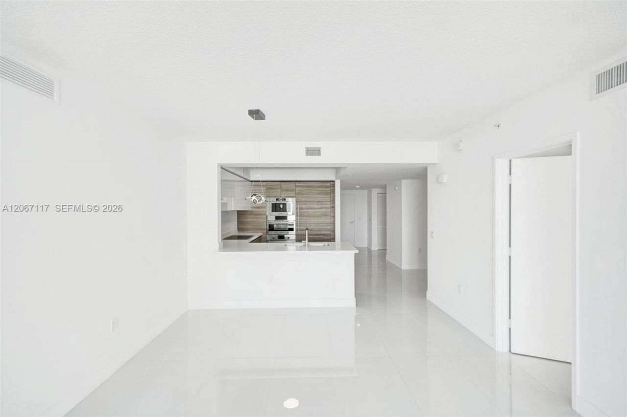 330 Sunny Isles Blvd, Unit 5-805, Sunny Isles Beach, FL 33160 Photo