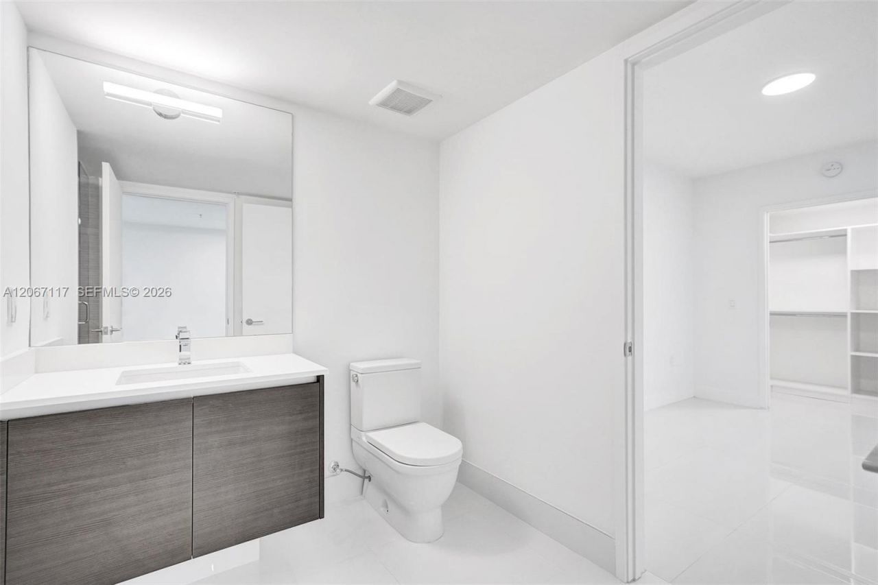 330 Sunny Isles Blvd, Unit 5-805, Sunny Isles Beach, FL 33160 Photo