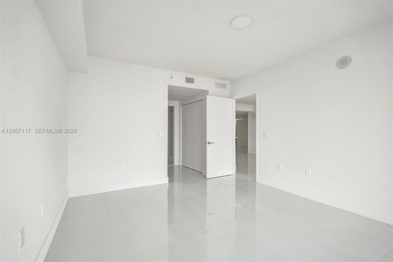 330 Sunny Isles Blvd, Unit 5-805, Sunny Isles Beach, FL 33160 Photo
