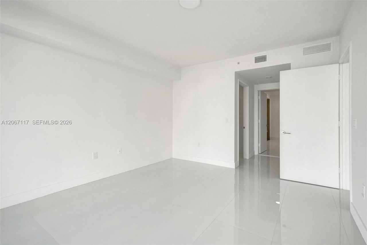 330 Sunny Isles Blvd, Unit 5-805, Sunny Isles Beach, FL 33160 Photo