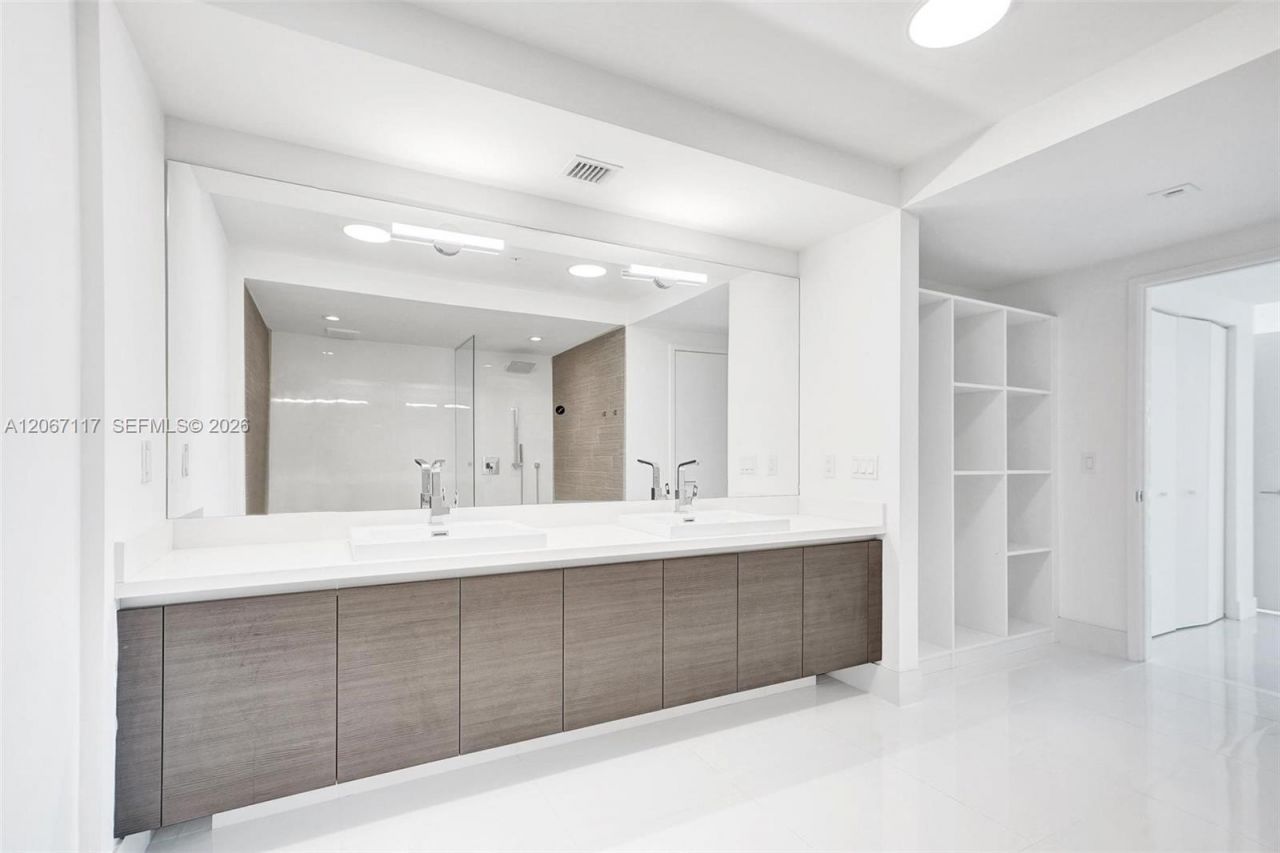 330 Sunny Isles Blvd, Unit 5-805, Sunny Isles Beach, FL 33160 Photo
