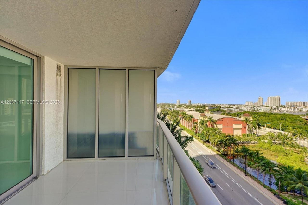 330 Sunny Isles Blvd, Unit 5-805, Sunny Isles Beach, FL 33160 Photo