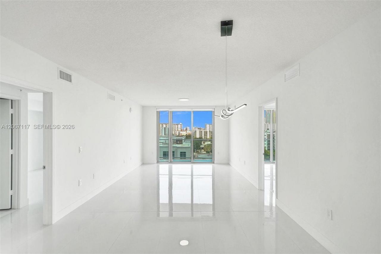 330 Sunny Isles Blvd, Unit 5-805, Sunny Isles Beach, FL 33160 Photo