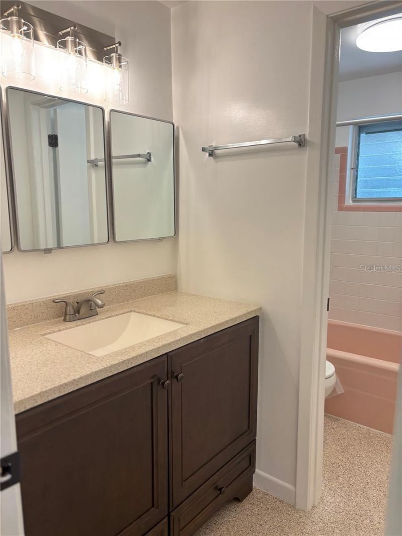 819 E 13th Avenue, New Smyrna Beach, FL 32169 Photo