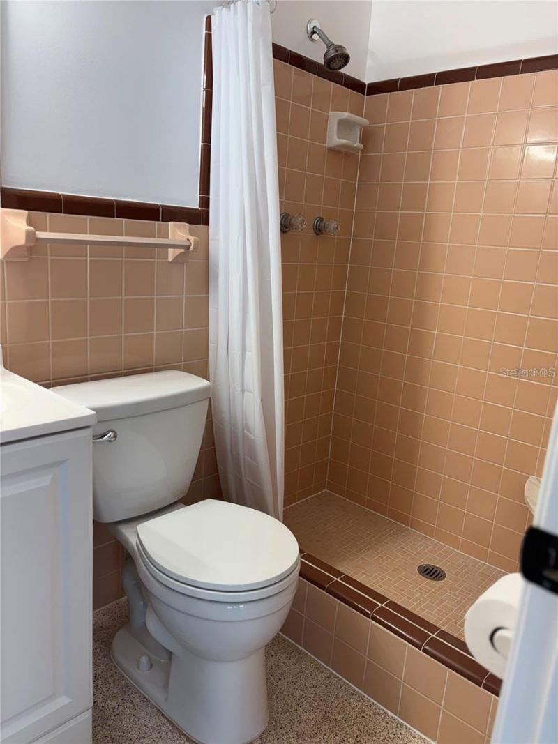 819 E 13th Avenue, New Smyrna Beach, FL 32169 Photo