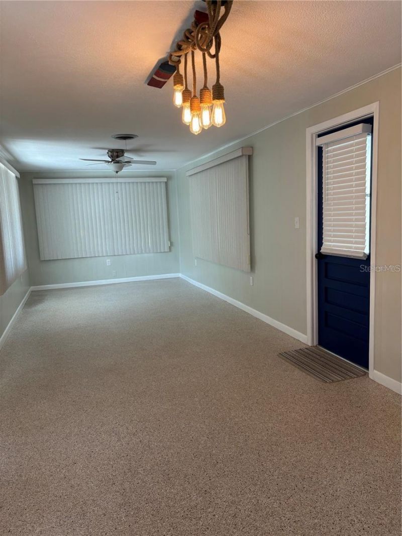 819 E 13th Avenue, New Smyrna Beach, FL 32169 Photo
