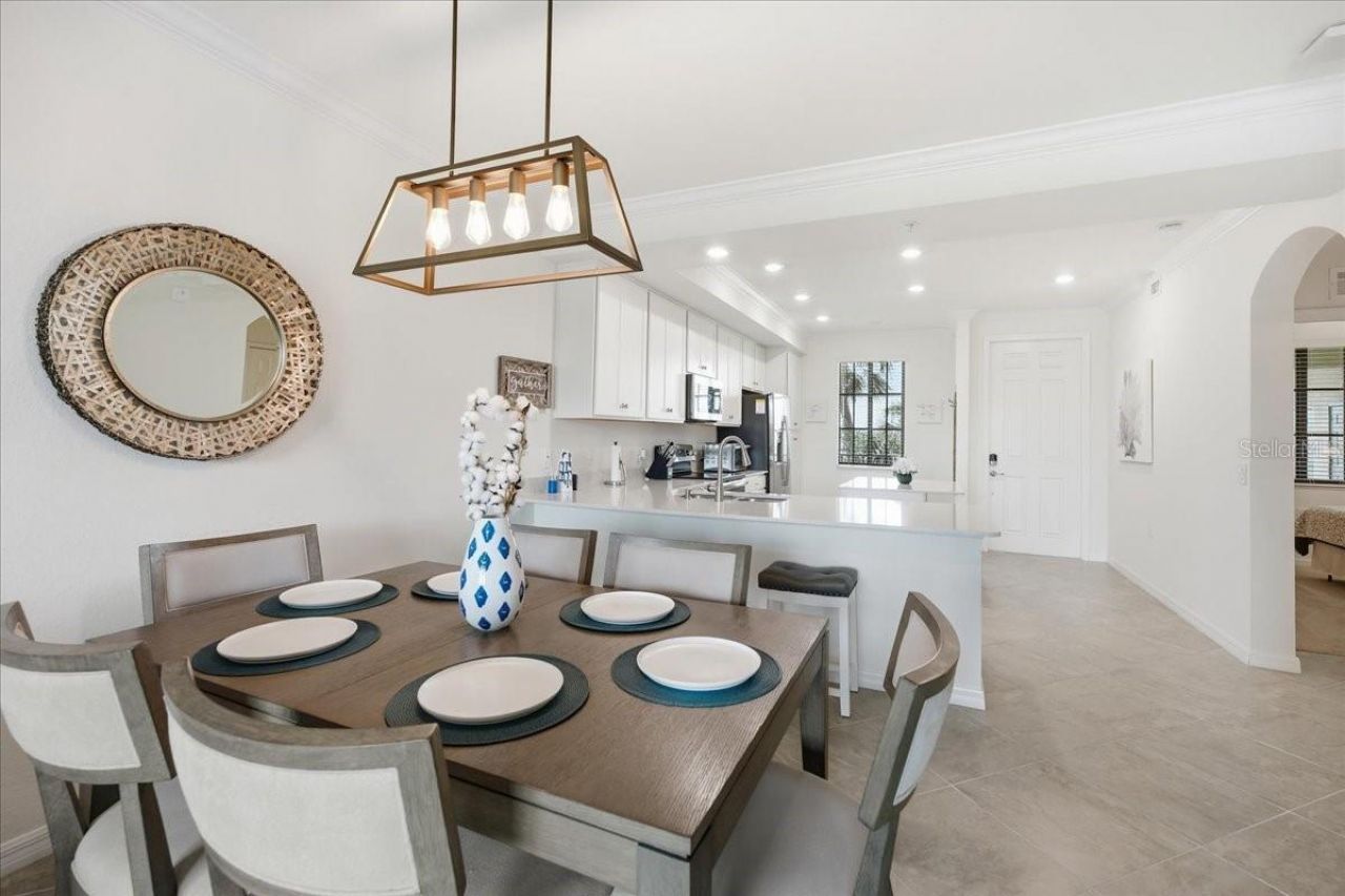 17520 Gawthrop Drive, Unit 305, Lakewood Ranch, FL 34211 Photo