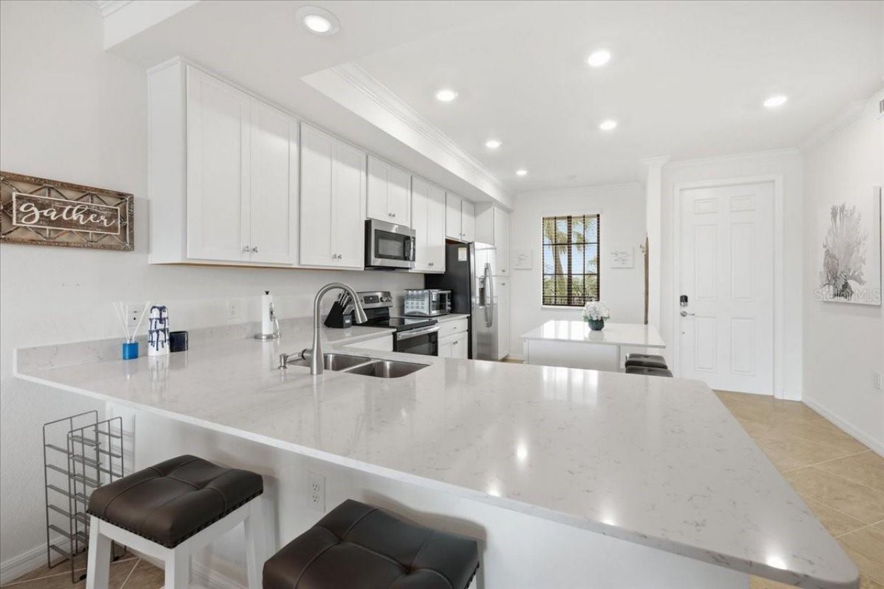17520 Gawthrop Drive, Unit 305, Lakewood Ranch, FL 34211 Photo
