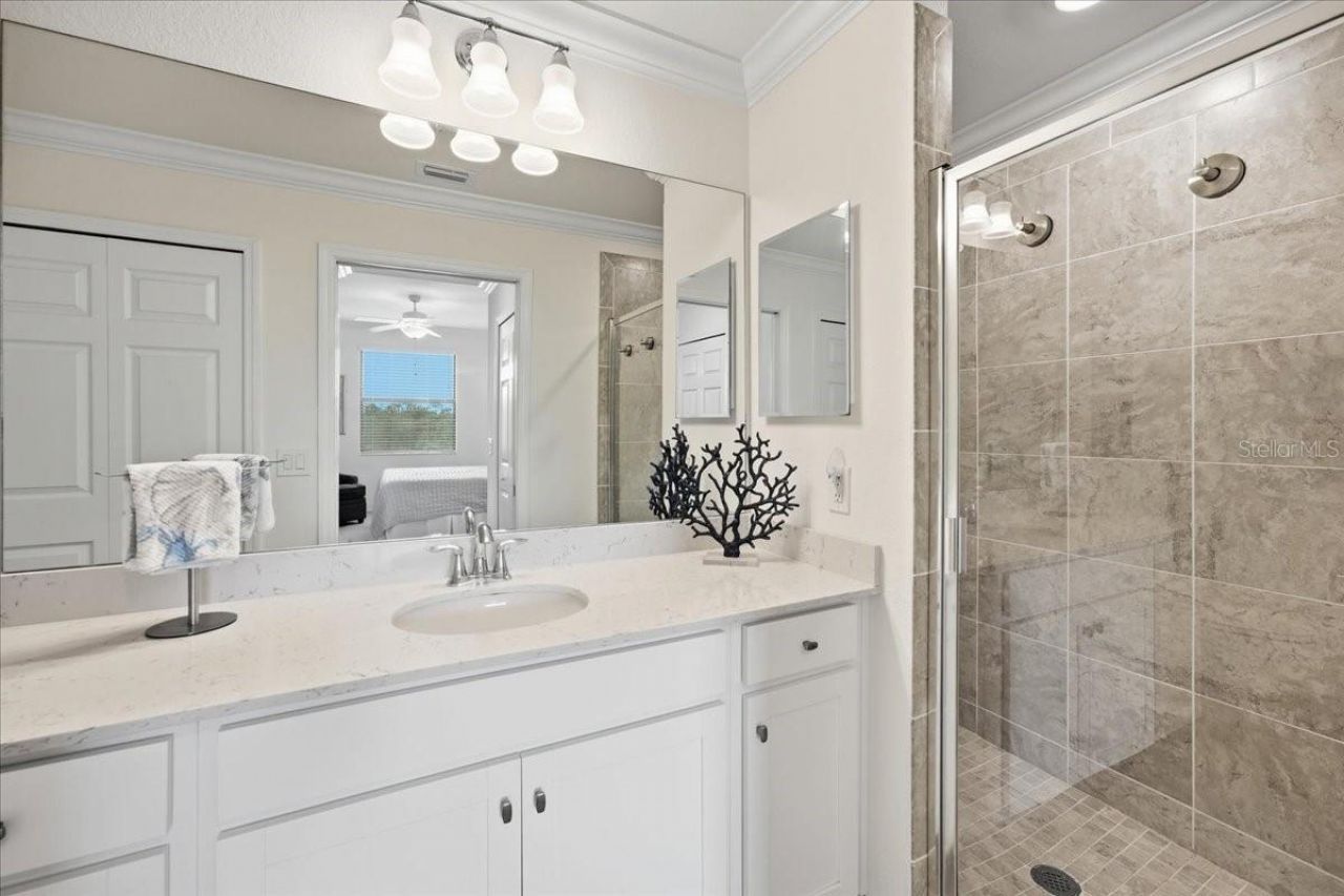 17520 Gawthrop Drive, Unit 305, Lakewood Ranch, FL 34211 Photo