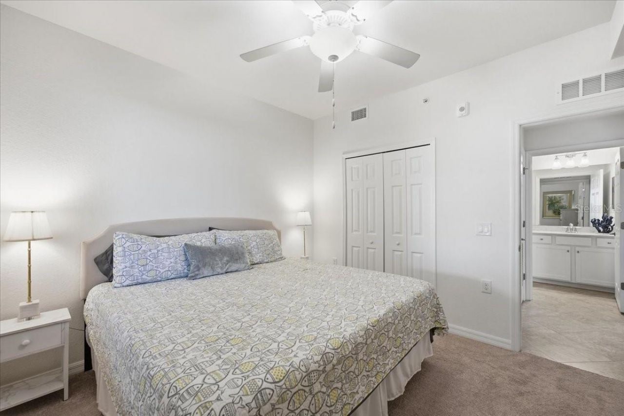 17520 Gawthrop Drive, Unit 305, Lakewood Ranch, FL 34211 Photo