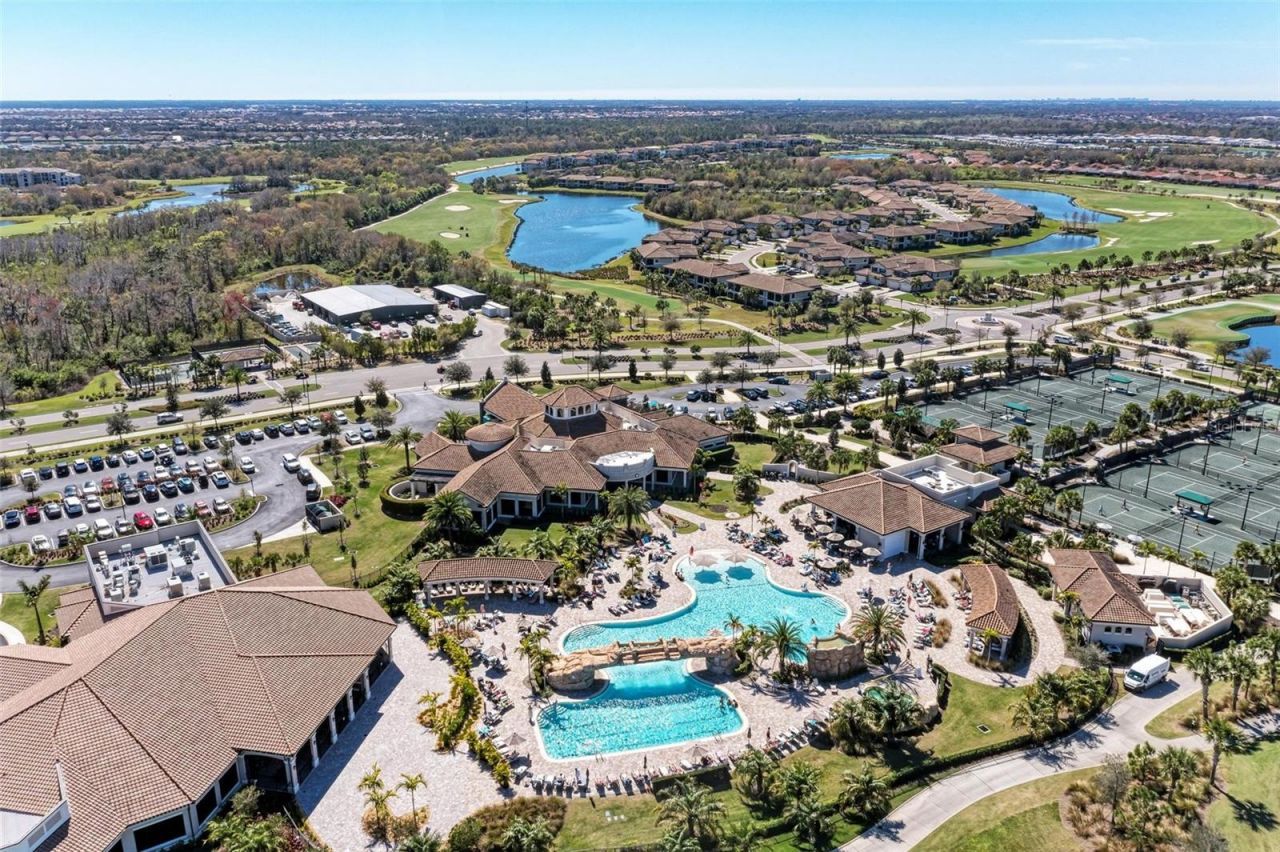 17520 Gawthrop Drive, Unit 305, Lakewood Ranch, FL 34211 Photo