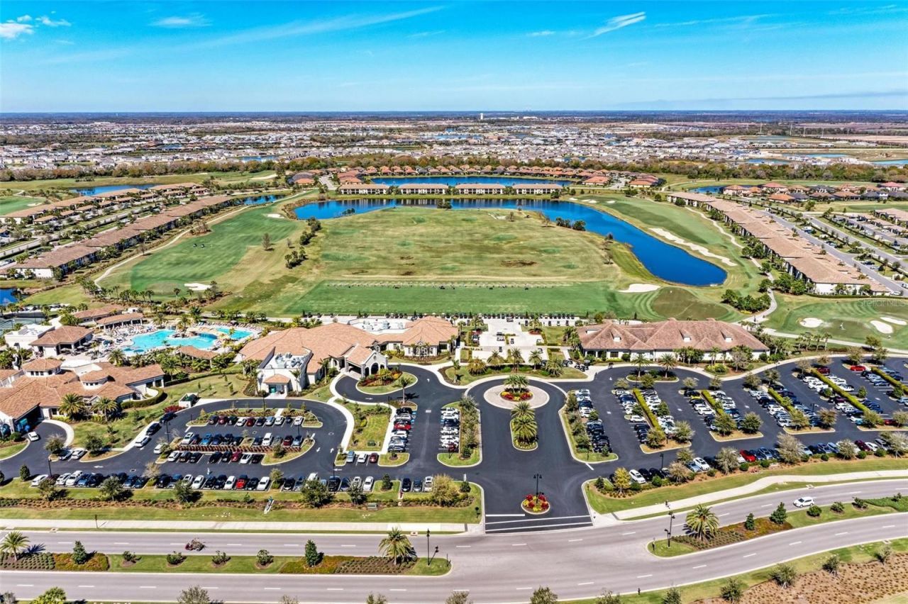 17520 Gawthrop Drive, Unit 305, Lakewood Ranch, FL 34211 Photo