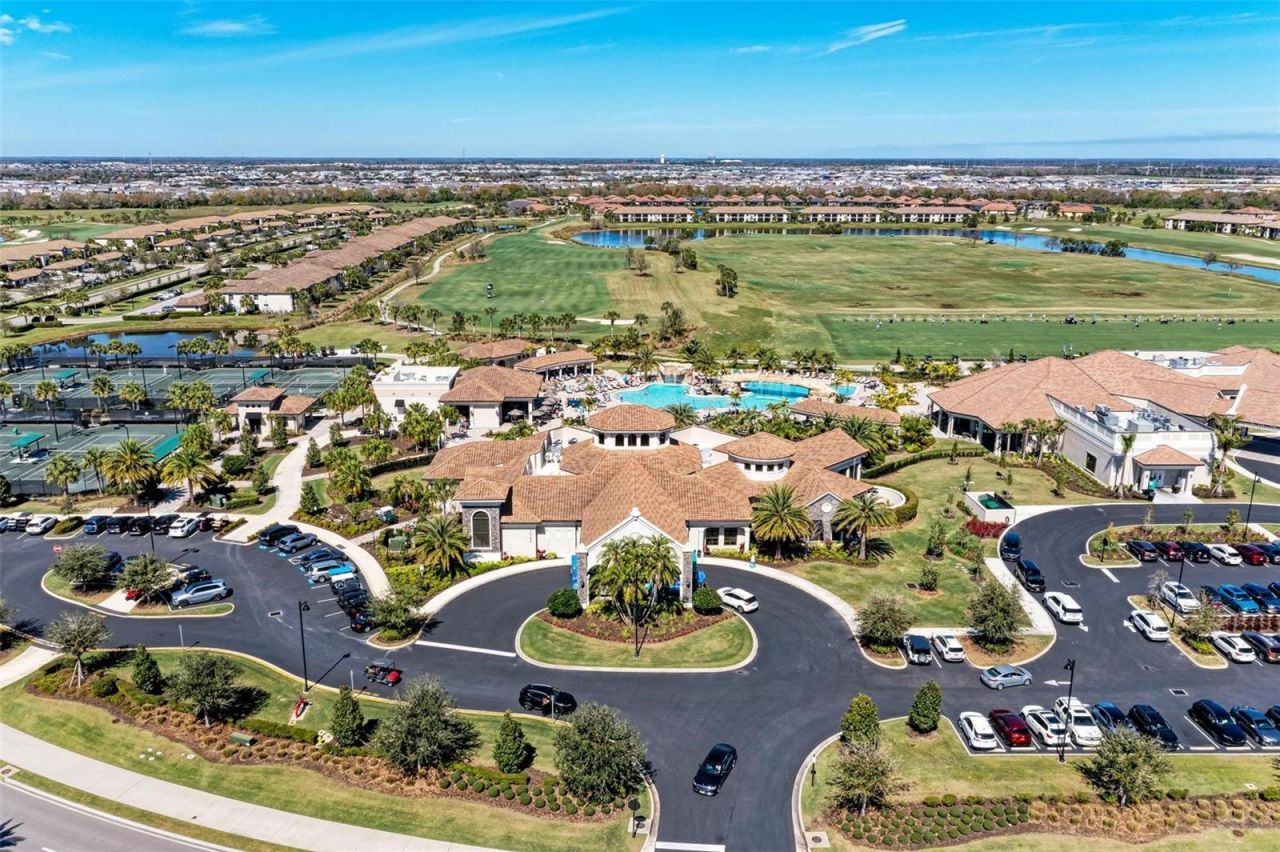 17520 Gawthrop Drive, Unit 305, Lakewood Ranch, FL 34211 Photo